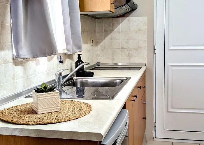 Miva Sea View 法里拉基