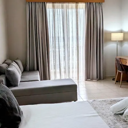 Miva Sea View Apartamento *
